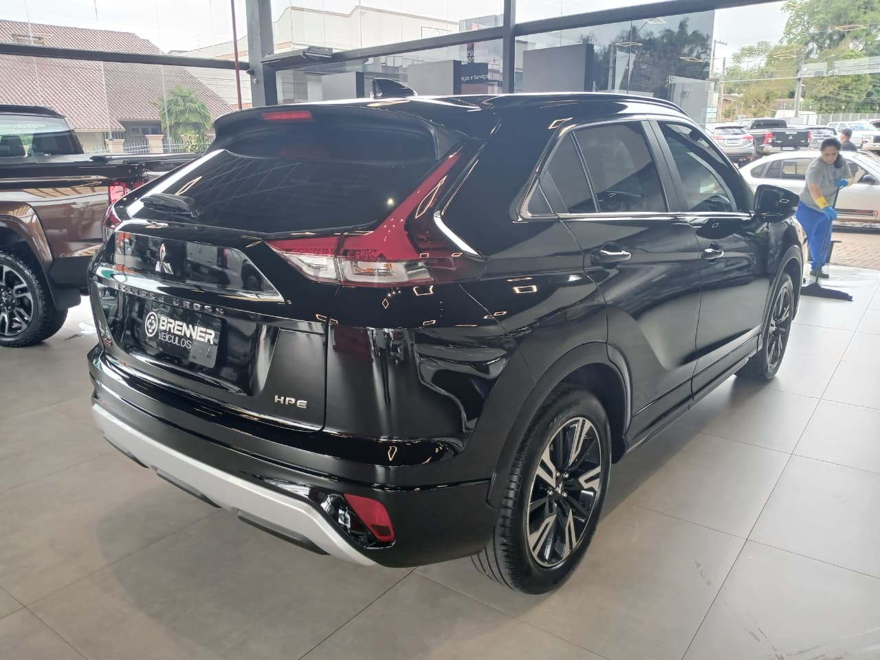 Foto Mitsubishi Eclipse Cross HPE 2025